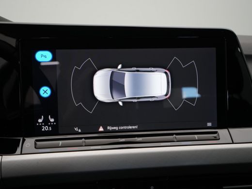 Volkswagen Golf 1.0 eTSI 110pk DSG Life Business Navigatie Carplay Stoel/Stuurverwarming Massage Pdc Acc 271 ActivLease financial lease