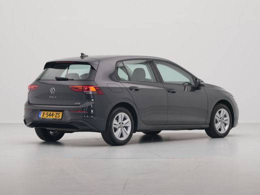Volkswagen Golf 1.0 eTSI 110pk DSG Life Business Ergo Stoelen Navigatie Carplay 271 ActivLease financial lease
