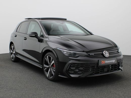 Volkswagen Golf 1.5 eHybrid GTE 272PK DSG Pano-Schuifdak, Blackstyle, Keyless, Navi, Clima, Side Assist, LED-Matr... ActivLease financial lease