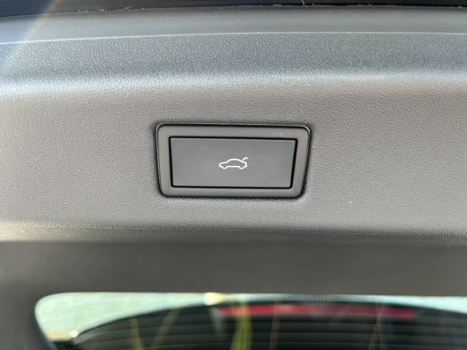 Volkswagen ID.7 77kWh 286pk Pro Business (Limited) | ErgoActive stoelen met geheugen | 20'' velgen | Black style ... ActivLease financial lease