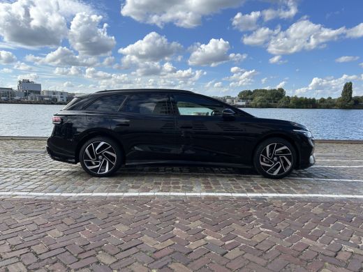 Volkswagen ID.7 77kWh 286pk Pro Business (Limited) | ErgoActive stoelen met geheugen | 20'' velgen | Black style ... ActivLease financial lease