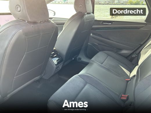 Volkswagen ID.7 Pro Limited Edition 77 kWh | Trekhaak | ErgoActive stoelen met geheugen | 360 Camera ActivLease financial lease