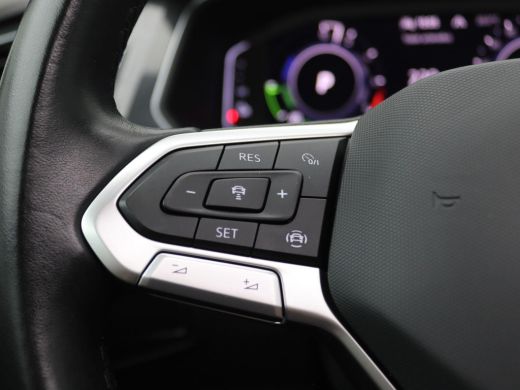 Volkswagen Tiguan 1.4 TSI eHybrid 245PK DSG matrix led, trekhaak, panoramadak, adaptive cruise, side assist, stuur-... ActivLease financial lease