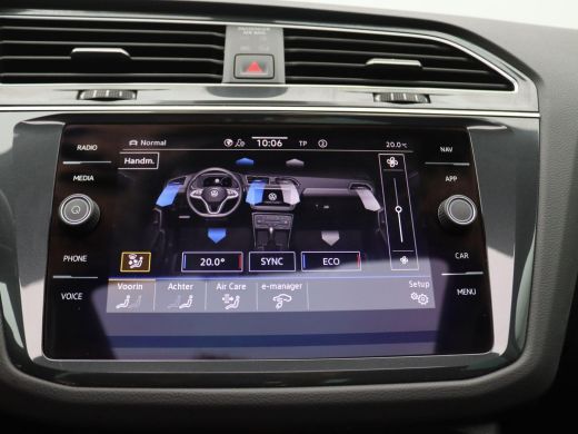 Volkswagen Tiguan 1.4 TSI eHybrid 245PK DSG matrix led, trekhaak, panoramadak, adaptive cruise, side assist, stuur-... ActivLease financial lease