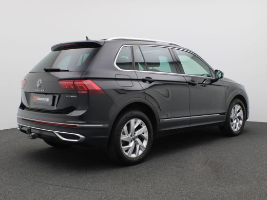 Volkswagen Tiguan 1.4 TSI eHybrid 245PK DSG matrix led, trekhaak, panoramadak, adaptive cruise, side assist, stuur-... ActivLease financial lease
