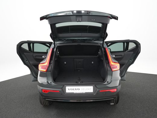 Volvo  XC40 B4 Plus Dark | Nieuw | Harman Kardon | Panoramadak | Adaptive Cruise | Elek stoelen | BLIS ActivLease financial lease