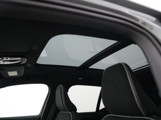 Volvo  XC40 B4 Plus Dark | Nieuw | Harman Kardon | Panoramadak | Adaptive Cruise | Elek stoelen | BLIS ActivLease financial lease