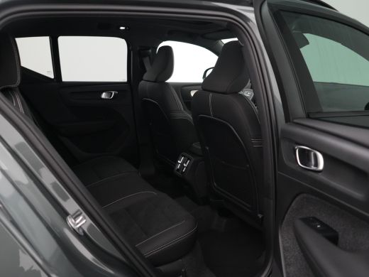 Volvo  XC40 B4 Plus Dark | Nieuw | Harman Kardon | Panoramadak | Adaptive Cruise | Elek stoelen | BLIS ActivLease financial lease