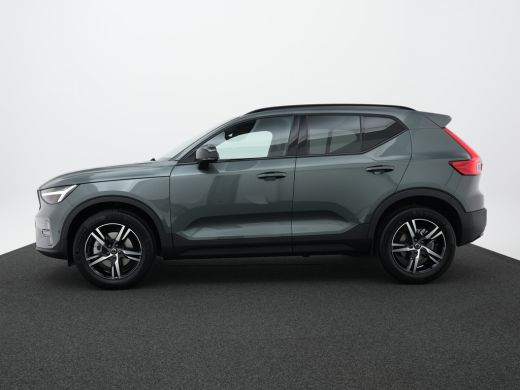 Volvo  XC40 B4 Plus Dark | Nieuw | Harman Kardon | Panoramadak | Adaptive Cruise | Elek stoelen | BLIS ActivLease financial lease
