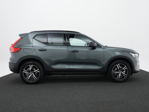 Volvo  XC40 B4 Plus Dark | Nieuw | Harman Kardon | Panoramadak | Adaptive Cruise | Elek stoelen | BLIS ActivLease financial lease