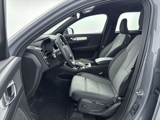 Volvo  XC40 T4 Core Recharge Plug-In Hybrid 2WD | PDC V + A en Camera | Stoel + Stuurverwarming | Elektrische... ActivLease financial lease