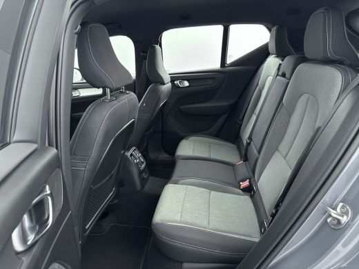 Volvo  XC40 T4 Core Recharge Plug-In Hybrid 2WD | PDC V + A en Camera | Stoel + Stuurverwarming | Elektrische... ActivLease financial lease