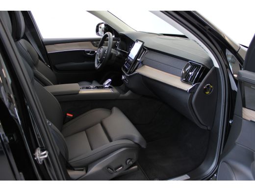 Volvo  XC90 T8 455PK Ultra Dark | Luchtvering | Trekhaak | Getint Glas | HK Audio | Panoramadak ActivLease financial lease