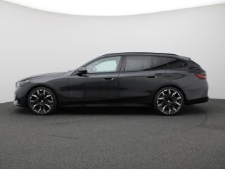 BMW 5 Serie Touring 530e xDrive 299PK Aut. M-Sport, Panoramadak, Head-Up Display, Stoelverwarming & ventilati...