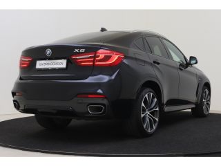BMW X6 xDrive40d High Executive M Sport Automaat / Schuif-Kanteldak / Trekhaak / Sportstoelen / Adaptief...