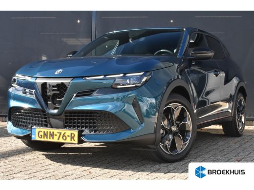 Alfa Romeo Junior Elettrica Speciale 54 kWh | Vol-Leder | Massage | Techno Pack | Adaptive Cruise | Navigatie | Sto... Alfa Romeo Junior Elettrica Speciale 54 kWh | Vol-Leder | Massage | Techno Pack | Adaptive Cruise | Navigatie | Sto...