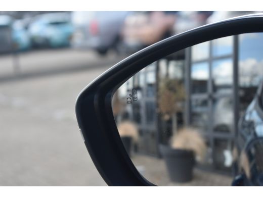 Alfa Romeo Junior Elettrica Speciale 54 kWh | Vol-Leder | Massage | Techno Pack | Adaptive Cruise | Navigatie | Sto... ActivLease financial lease