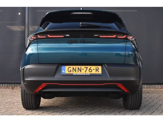 Alfa Romeo Junior Elettrica Speciale 54 kWh | Vol-Leder | Massage | Techno Pack | Adaptive Cruise | Navigatie | Sto... ActivLease financial lease