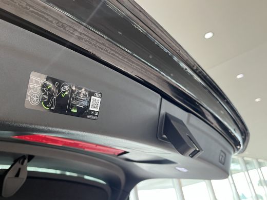 Audi Q6 e-tron S edition e-tron 83Kwh 185 kW / 252 PK Sportback Elektrische aandrijving ActivLease financial lease
