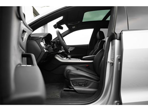 Audi Q8 55 TFSI e quattro Pro Line S 394PK | Trekhaak | Panorama dak | Ledere bekleding | Elek. stoelen |... ActivLease financial lease