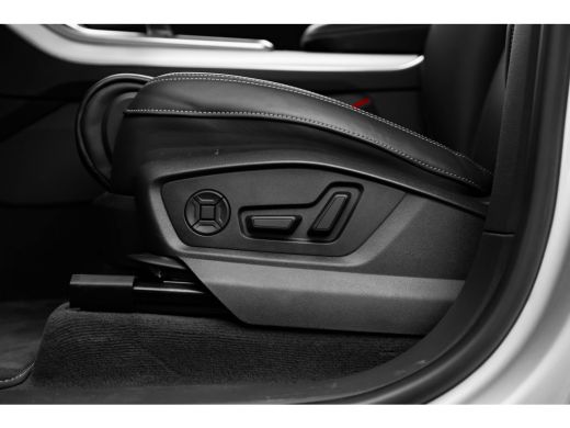 Audi Q8 55 TFSI e quattro Pro Line S 394PK | Trekhaak | Panorama dak | Ledere bekleding | Elek. stoelen |... ActivLease financial lease