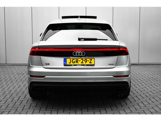 Audi Q8 55 TFSI e quattro Pro Line S 394PK | Trekhaak | Panorama dak | Ledere bekleding | Elek. stoelen |... ActivLease financial lease