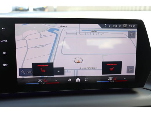 BMW 1 Serie 120 M Sport Automaat / Sportstoelen / Achteruitrijcamera / Adaptieve LED / Comfort Access / Stoel... ActivLease financial lease