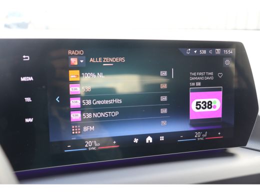 BMW 1 Serie 120 M Sport Automaat / Sportstoelen / Achteruitrijcamera / Adaptieve LED / Comfort Access / Stoel... ActivLease financial lease