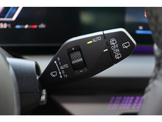 BMW 1 Serie 120 M Sport Automaat / Sportstoelen / Achteruitrijcamera / Adaptieve LED / Comfort Access / Stoel... ActivLease financial lease