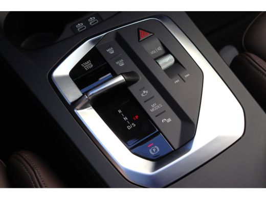 BMW 1 Serie 120 M Sport Automaat / Sportstoelen / Achteruitrijcamera / Adaptieve LED / Comfort Access / Stoel... ActivLease financial lease