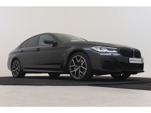 BMW 5 Serie 520e High Executive M Sport Automaat / Schuif-kanteldak / Laserlight / Stoelventilatie / Stoelver... ActivLease financial lease