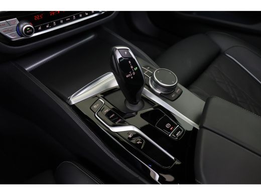 BMW 5 Serie 520e High Executive M Sport Automaat / Schuif-kanteldak / Laserlight / Stoelventilatie / Stoelver... ActivLease financial lease
