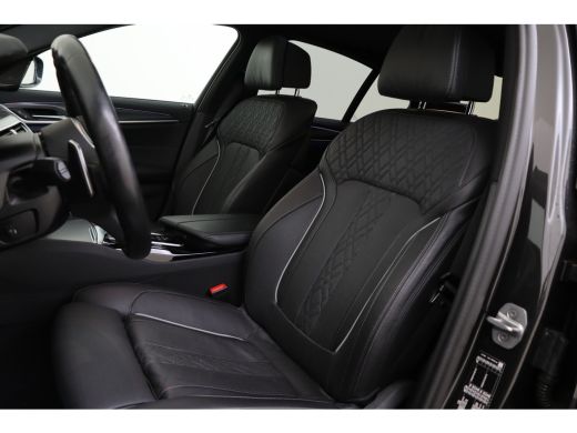 BMW 5 Serie 520e High Executive M Sport Automaat / Schuif-kanteldak / Laserlight / Stoelventilatie / Stoelver... ActivLease financial lease