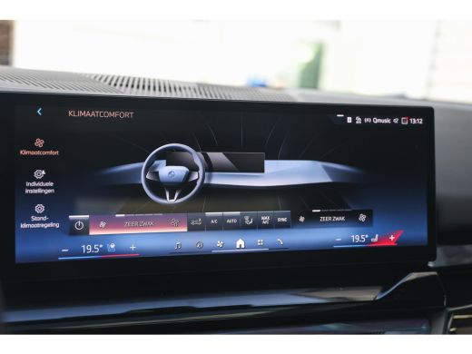 BMW i5 eDrive40 M Sport / Panoramadak / Trekhaak / Adaptieve LED / Comfort Access / Stoelverwarming / Ha... ActivLease financial lease