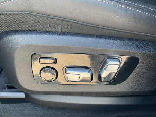 BMW X6 M50D High Executive M-Sport HUD Trekhaak Harman/Kardon Laser-Led 360Cam 32940KM! ActivLease financial lease