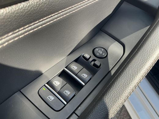 BMW X6 M50D High Executive M-Sport HUD Trekhaak Harman/Kardon Laser-Led 360Cam 32940KM! ActivLease financial lease