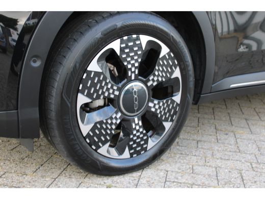 Fiat 600 1.2 Hybrid La Prima / Navigatie / Camera / LEDER / Stoelverwarming / Dodehoek / PDC V+A / Keyless... ActivLease financial lease