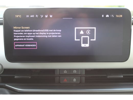 Fiat 600 1.2 Hybrid La Prima / Navigatie / Camera / LEDER / Stoelverwarming / Dodehoek / PDC V+A / Keyless... ActivLease financial lease