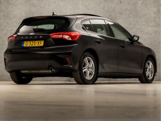 Ford Focus 1.0 EcoBoost Sport (PANORAMADAK, APPLE CARPLAY, GROOT NAVI, PARKEERSENSOREN, SPORTSTOELEN, LED KO... ActivLease financial lease