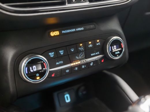 Ford Focus 1.0 EcoBoost ST Line (VIRTUAL COCKPIT, APPLE CARPLAY, GROOT NAVI, STUUR/STOELVERWARMING, SPORTSTO... ActivLease financial lease