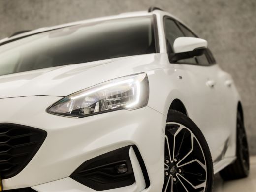 Ford Focus 1.0 EcoBoost ST Line (VIRTUAL COCKPIT, APPLE CARPLAY, GROOT NAVI, STUUR/STOELVERWARMING, SPORTSTO... ActivLease financial lease