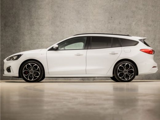 Ford Focus 1.0 EcoBoost ST Line (VIRTUAL COCKPIT, APPLE CARPLAY, GROOT NAVI, STUUR/STOELVERWARMING, SPORTSTO... ActivLease financial lease