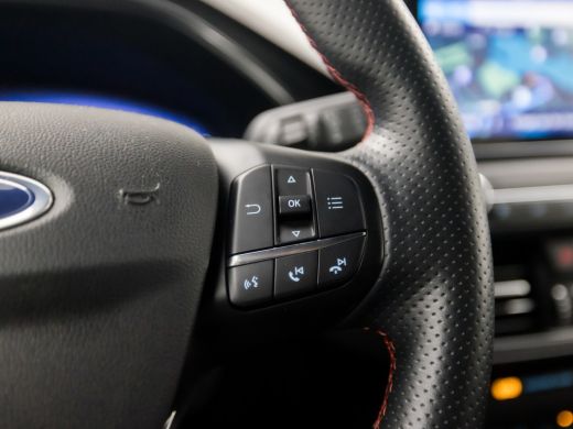 Ford Focus 1.0 EcoBoost ST Line (VIRTUAL COCKPIT, APPLE CARPLAY, GROOT NAVI, STUUR/STOELVERWARMING, SPORTSTO... ActivLease financial lease