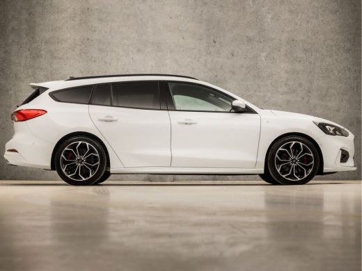 Ford Focus 1.0 EcoBoost ST Line (VIRTUAL COCKPIT, APPLE CARPLAY, GROOT NAVI, STUUR/STOELVERWARMING, SPORTSTO... ActivLease financial lease