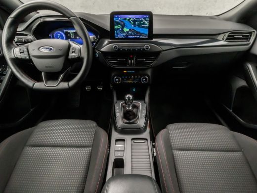Ford Focus 1.0 EcoBoost ST Line (VIRTUAL COCKPIT, APPLE CARPLAY, GROOT NAVI, STUUR/STOELVERWARMING, SPORTSTO... ActivLease financial lease