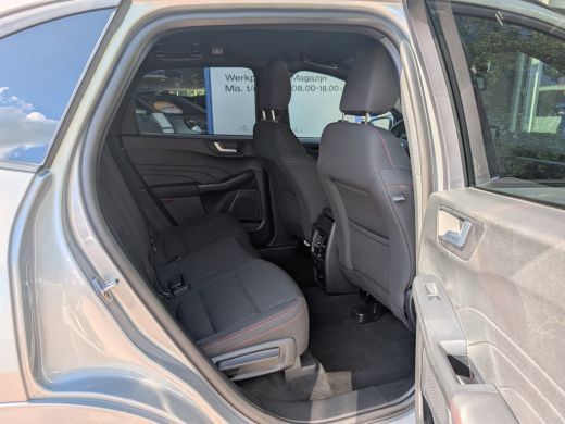 Ford Kuga 2.5 PHEV ST-Line 225pk | Winter Pack | Elek. Trekhaak | Camera | Carplay | 1e Eigenaar & Dealeron... ActivLease financial lease