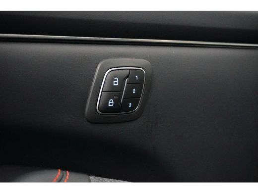 Ford Mustang Mach-E Mach-E Extended First Edition AWD 98 kWh | ALLE OPTIES! | Pano-dak | B&O audio | Technology pack ... ActivLease financial lease