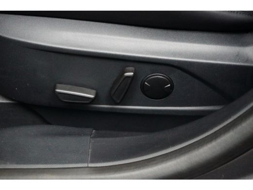 Ford Mustang Mach-E Mach-E Extended First Edition AWD 98 kWh | ALLE OPTIES! | Pano-dak | B&O audio | Technology pack ... ActivLease financial lease
