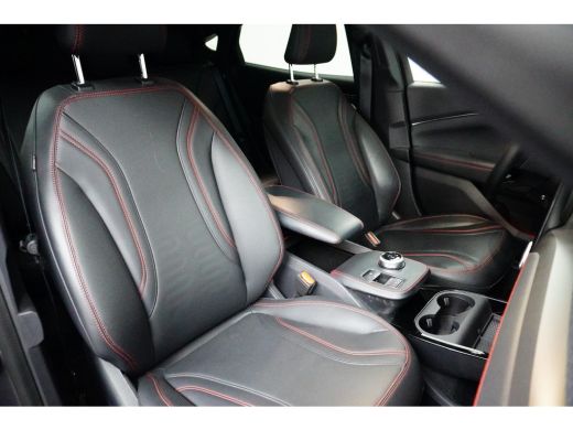 Ford Mustang Mach-E Mach-E Extended First Edition AWD 98 kWh | ALLE OPTIES! | Pano-dak | B&O audio | Technology pack ... ActivLease financial lease