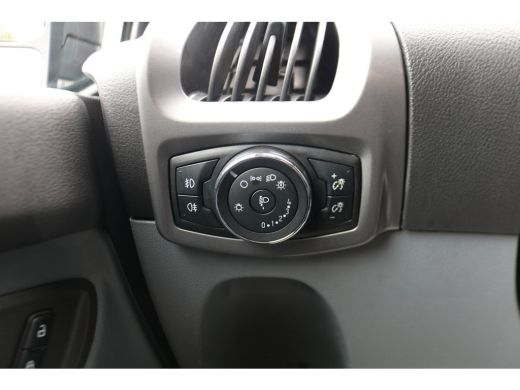 Ford Transit Custom 2.0 TDCI L1 H1 Trend Automaat Airco Camera ActivLease financial lease